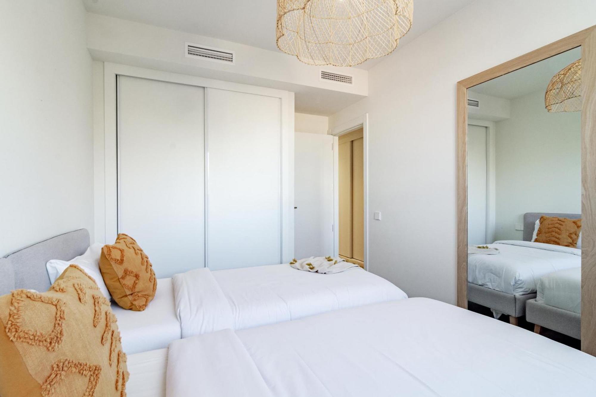 Inf12A- Apartment Close To Beach And Old Town Естепона Екстериор снимка